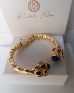 Bracciale rigido in stile bizantino placcato oro 24k di Rachele Falvo con quarziti blu e topazi colorati
