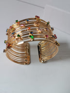 Bracciale stile schiava in oro su bronzo con topazi e quarziti naturali multicolor, regolabile