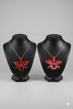 Collana Piccole Orchidee Rosse in Resina con Catenina Acciaio Dorato o Silver – Gioiello Elegante Regolabile