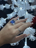 Anello in argento 925 con cianite blu rettangolare sfaccettata