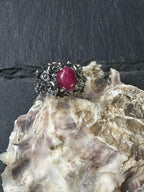 Anello artigianale in argento 925 con opale bianco o diaspro rosso taglio cabochon