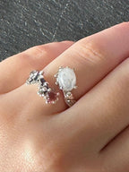 Anello regolabile in argento 925 con quarzo bianco e tormalina rosa naturali
