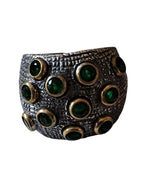 Anello regolabile in argento brunito con pietra verde giada naturale