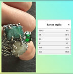 Anello in argento brunito con tormalina verde, giada grezza rettangolare e quarzite bianca sfaccettata