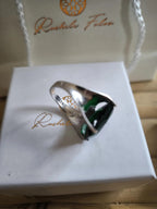 Anello in argento con diopside verde naturale