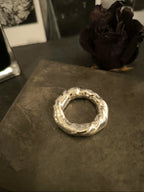Anello in argento puro su base resina artigianale misura 11 gioiello unico