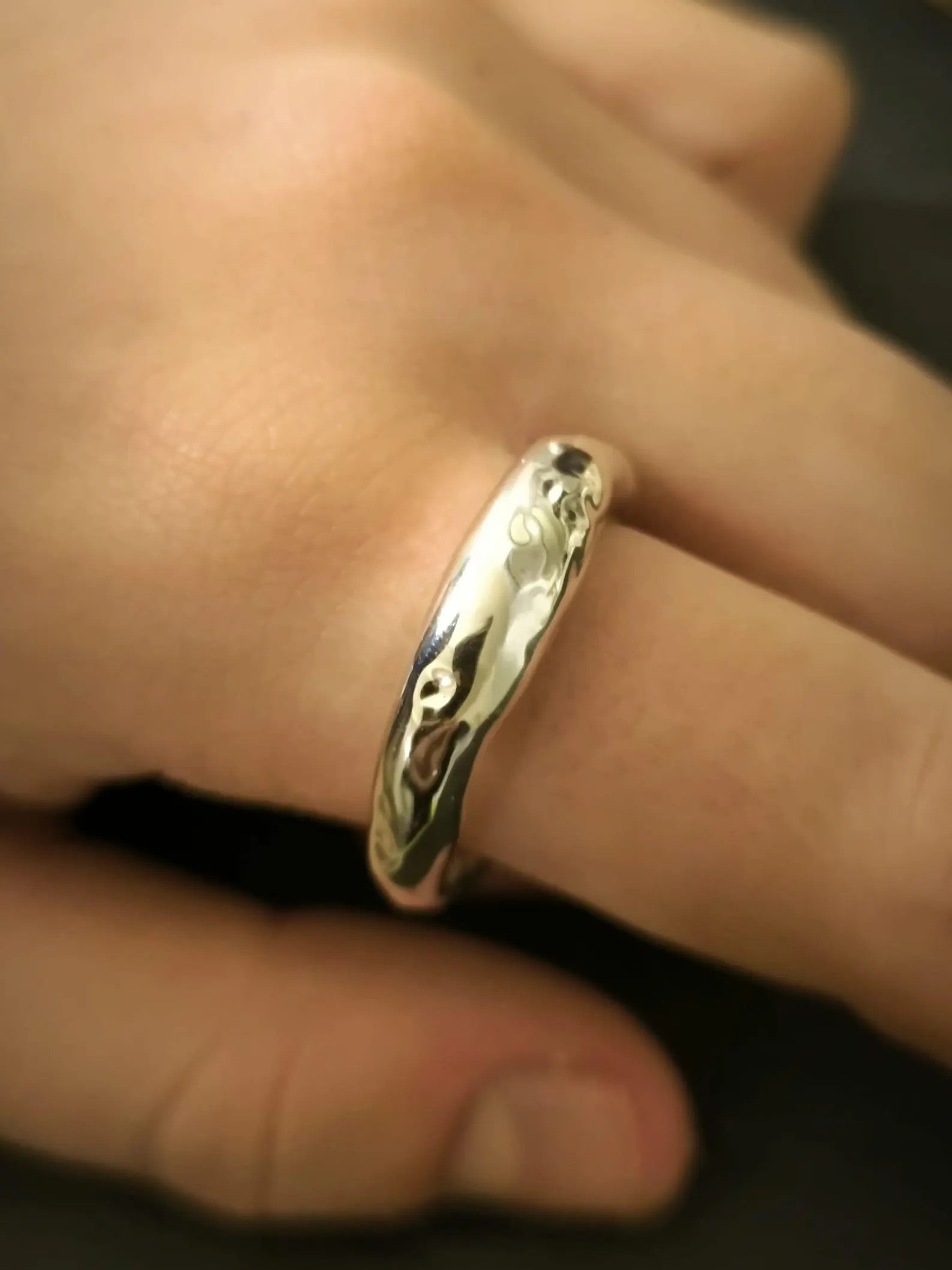 Anello in argento puro su base resina misura 18 gioiello artigianale elegante