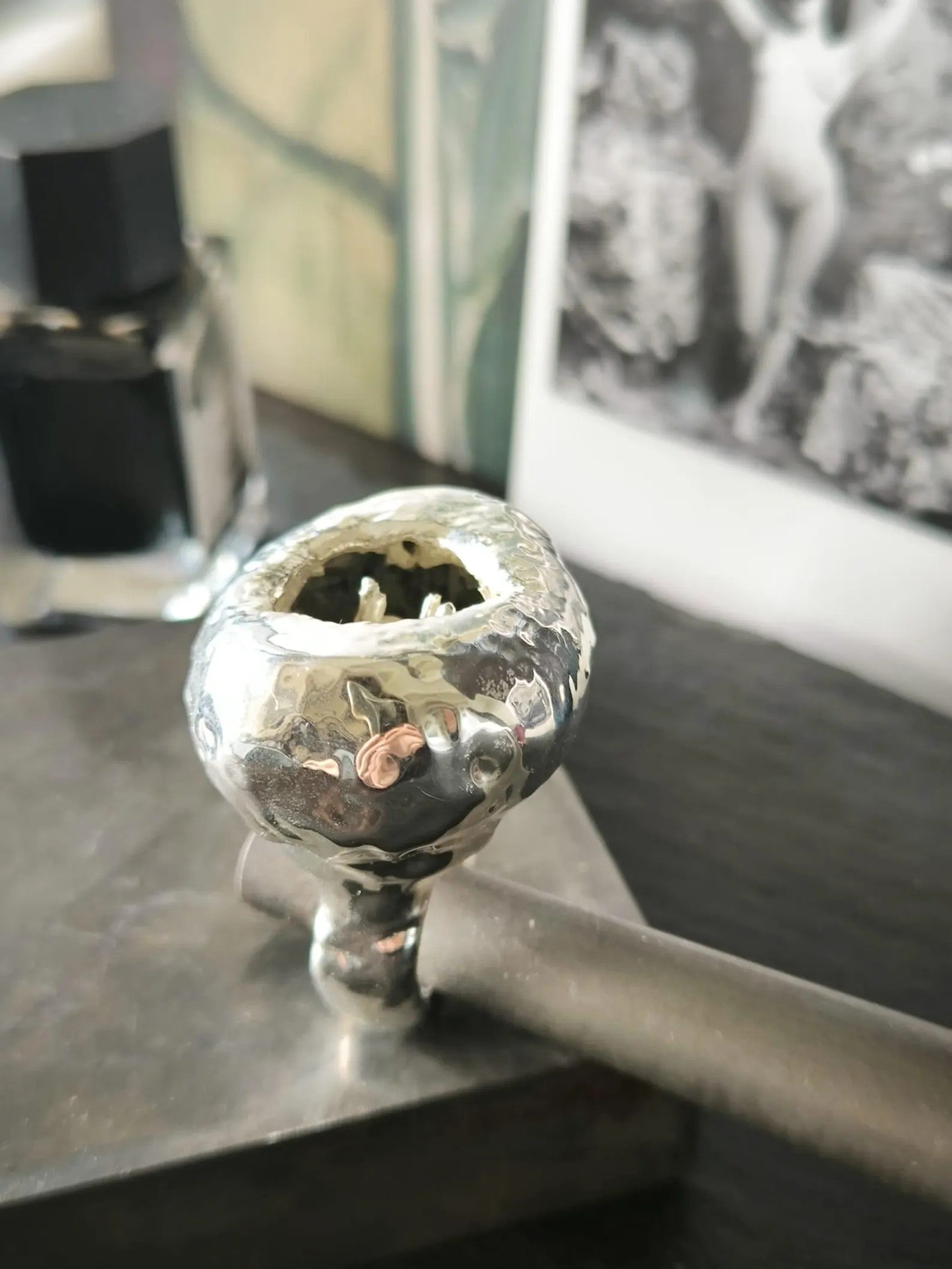 Anello in argento e resina artistica fatto a mano misura 14 gioiello artigianale