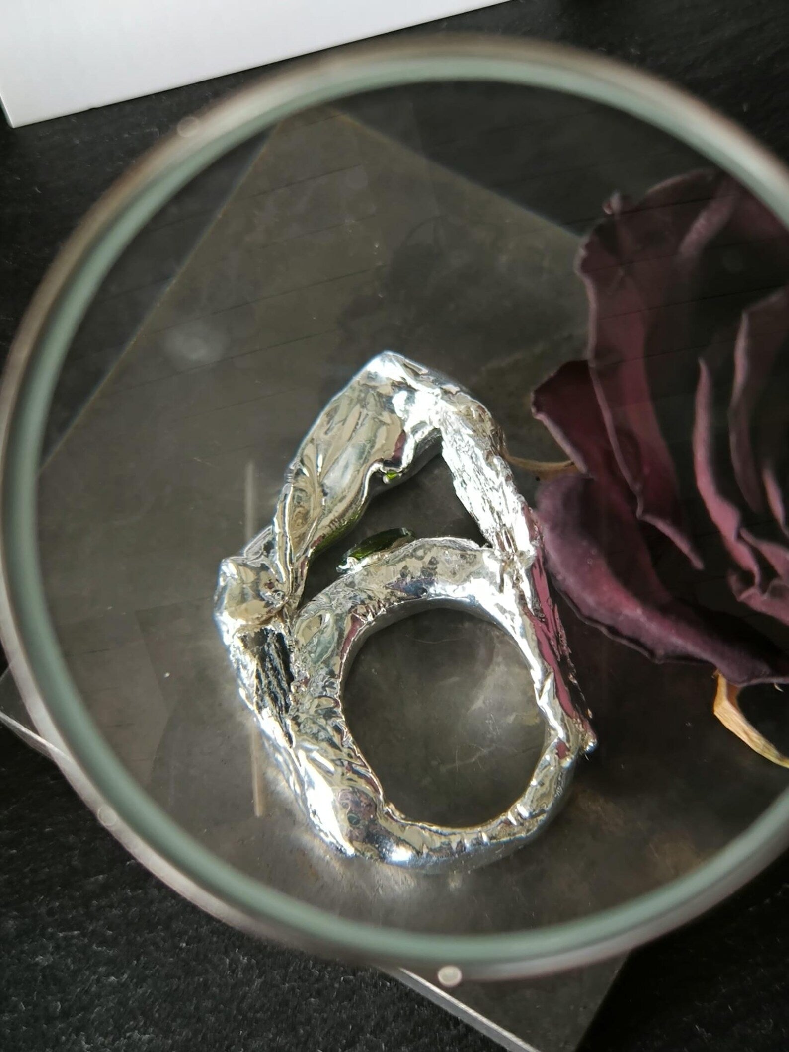 anello argento puro resina con peridoto e ametista drusa
