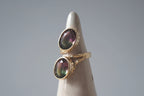 Anello regolabile in oro galvanizzato su bronzo con ametrine naturali verde e rosa