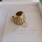 Anello artigianale in oro opaco su bronzo con perla bianca o corallo rosso naturale