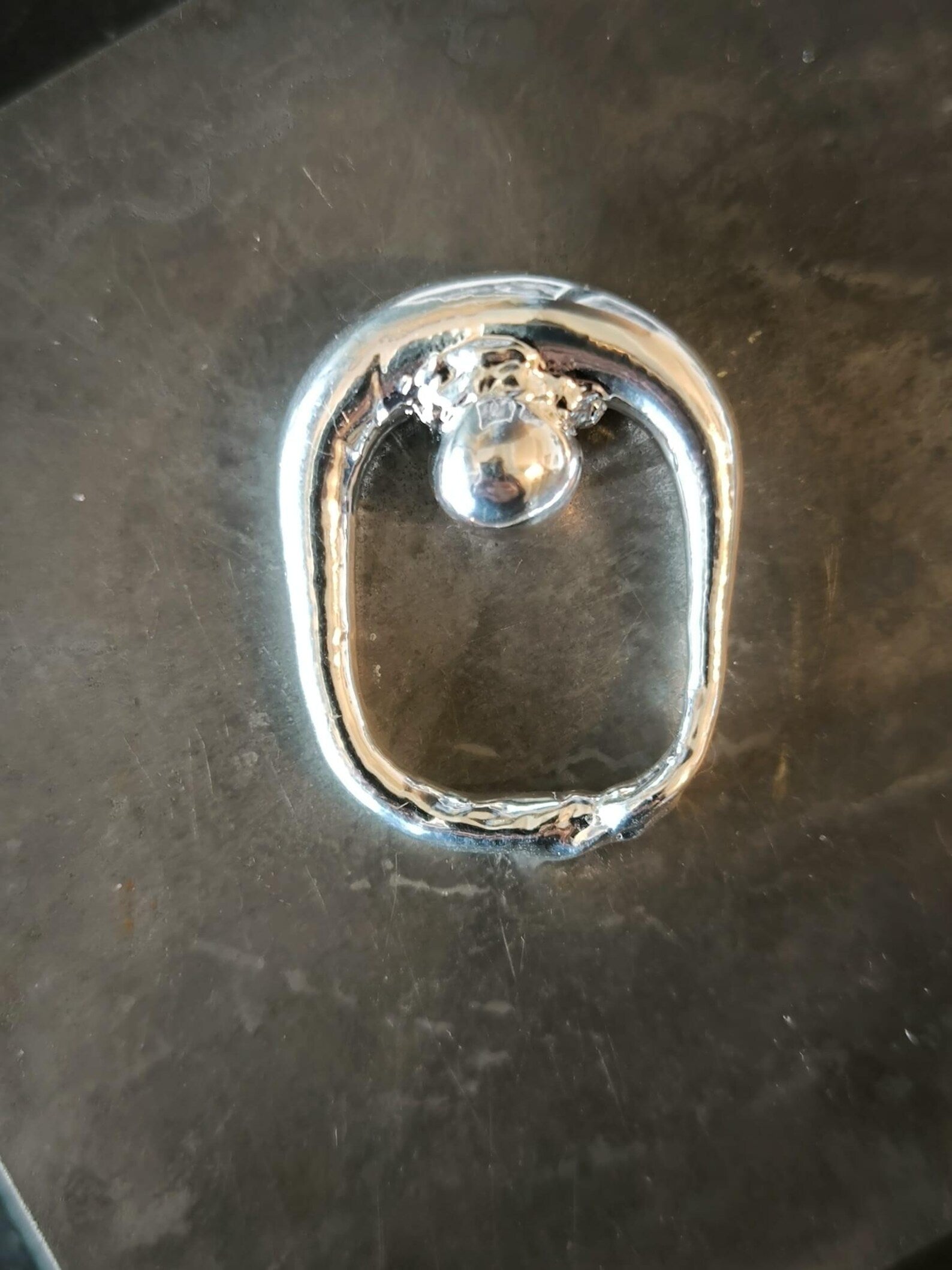 Anello scultura in argento puro e resina artistica fatto a mano misura 7 regalo donna