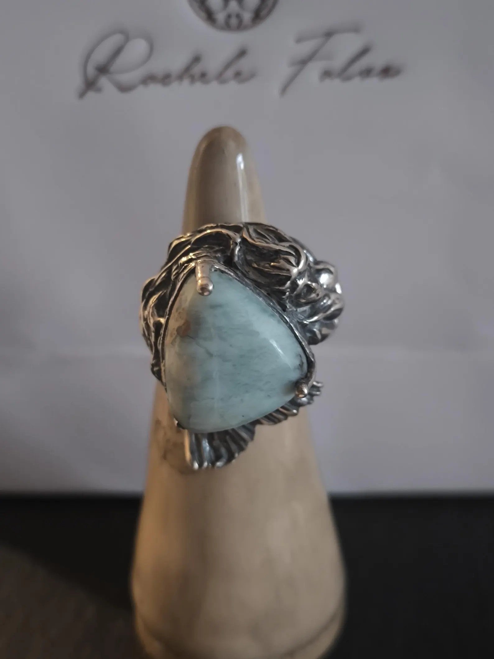 Anello sirena in argento artigianale con larimar grezzo naturale
