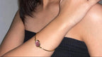 Bracciale in oro opaco su bronzo con quarzite rosa naturale sfaccettata regolabile