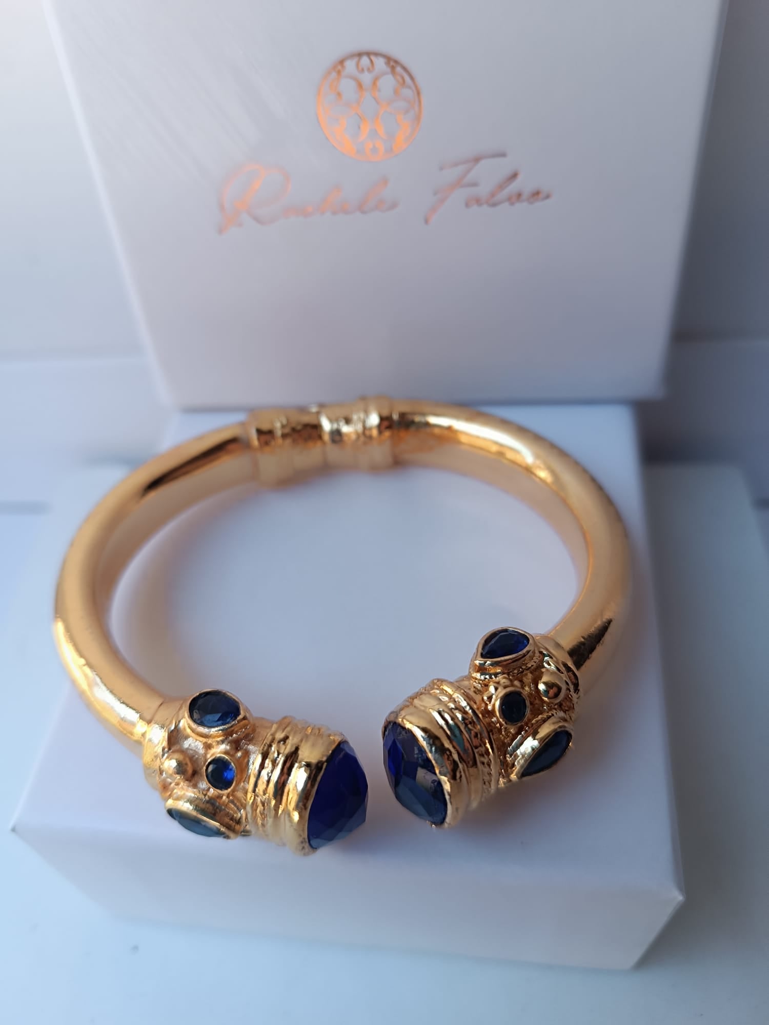 Bracciale Rigido Oro con Topazi Azzurri Naturali Sfaccettati, Bracciale a Molla Stile Antico Bizantino, Gioielli Bangle Elegante Donna