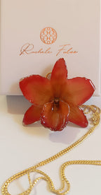 collana orchidea arancio rossa resina saliscendi oro galvanizzato elegante