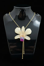 collana orchidea bianca naturale resina saliscendi oro regolabile elegante