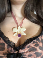 collana orchidea dendrobium bianca filo organza semi legno regolabile elegante naturale