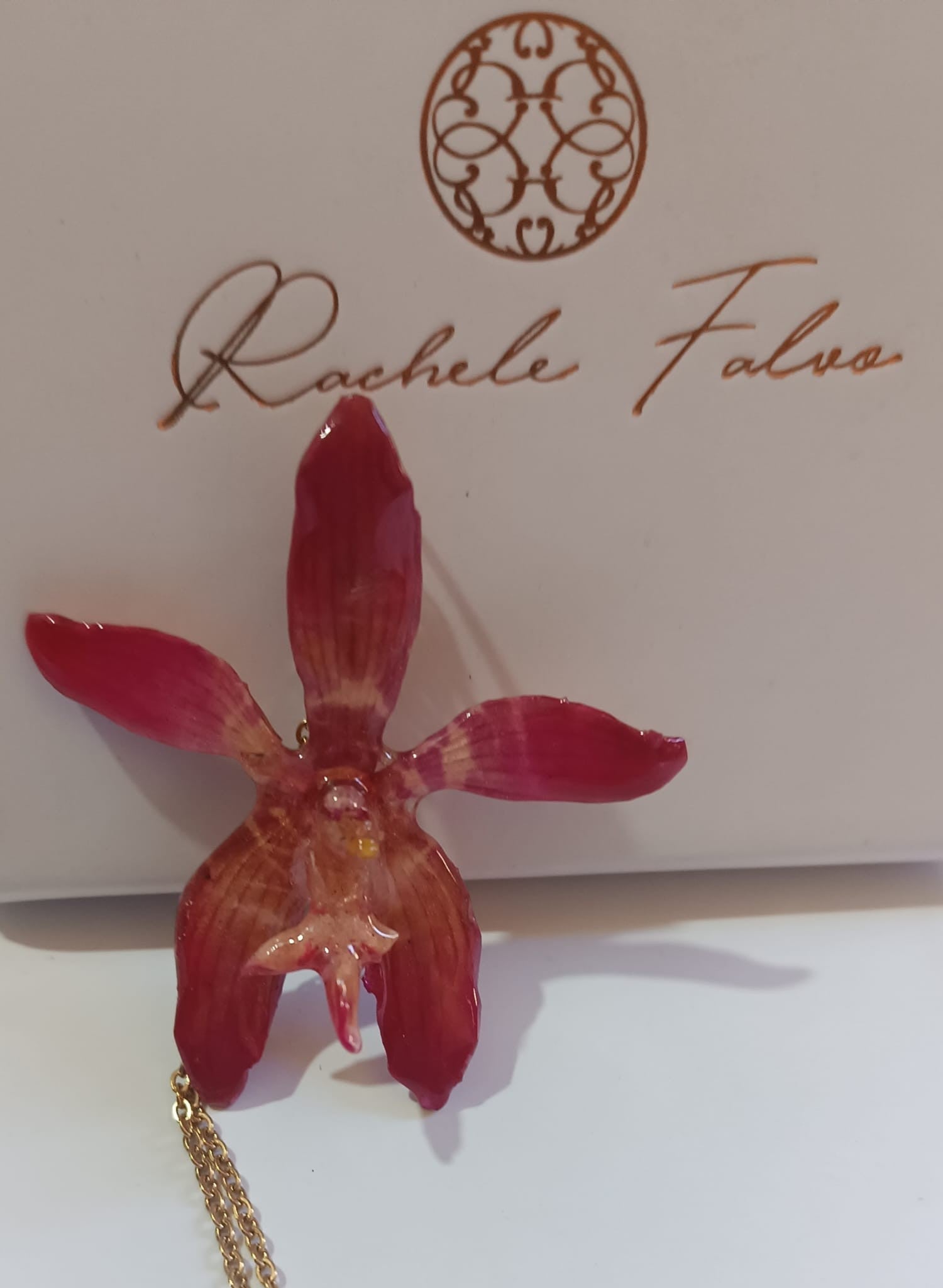 collana orchidea cambria resina catenina oro acciaio gioiello botanico