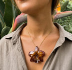collana orchidea naturale resina catenina acciaio dorato regolabile elegante fatta a mano