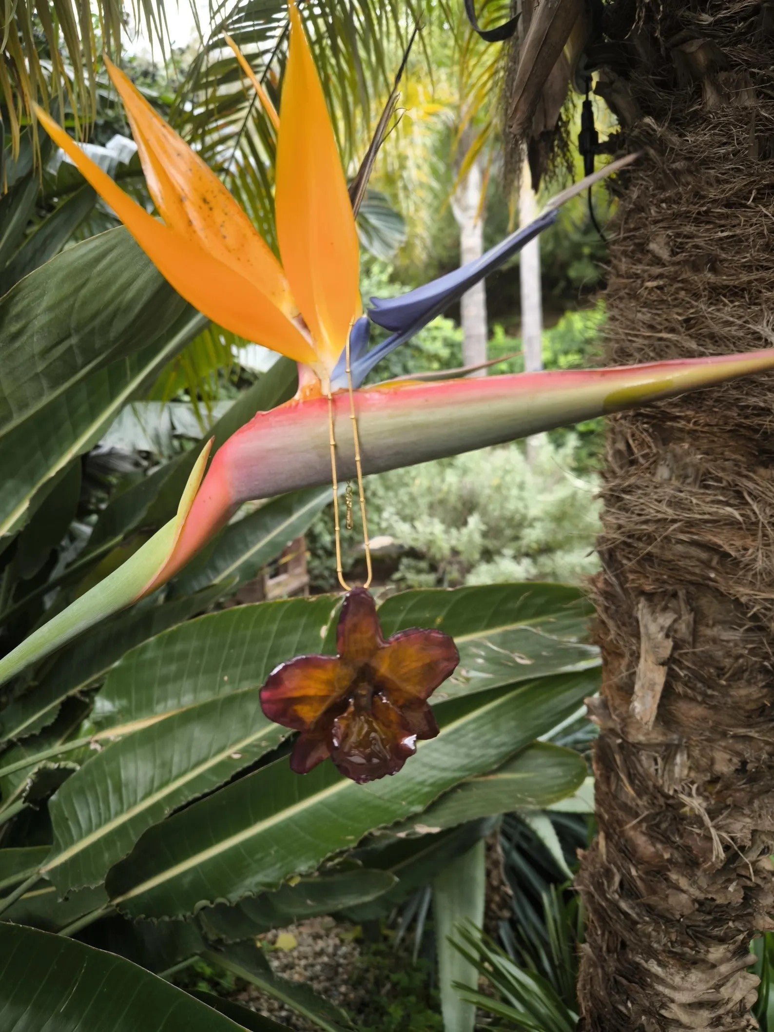 collana orchidea naturale resina catenina acciaio dorato regolabile elegante fatta a mano