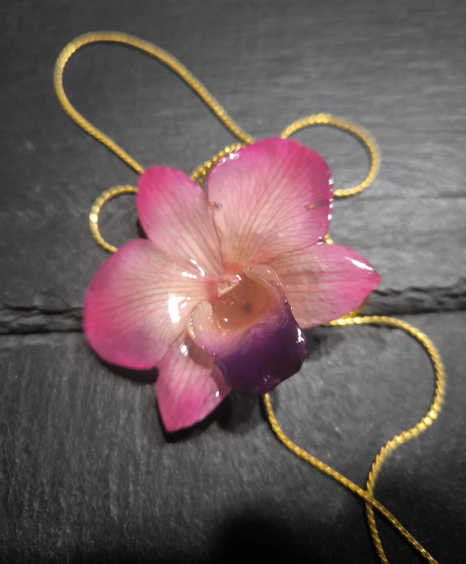 collana orchidea rosa naturale resina saliscendi oro galvanico regolabile anallergica elegante