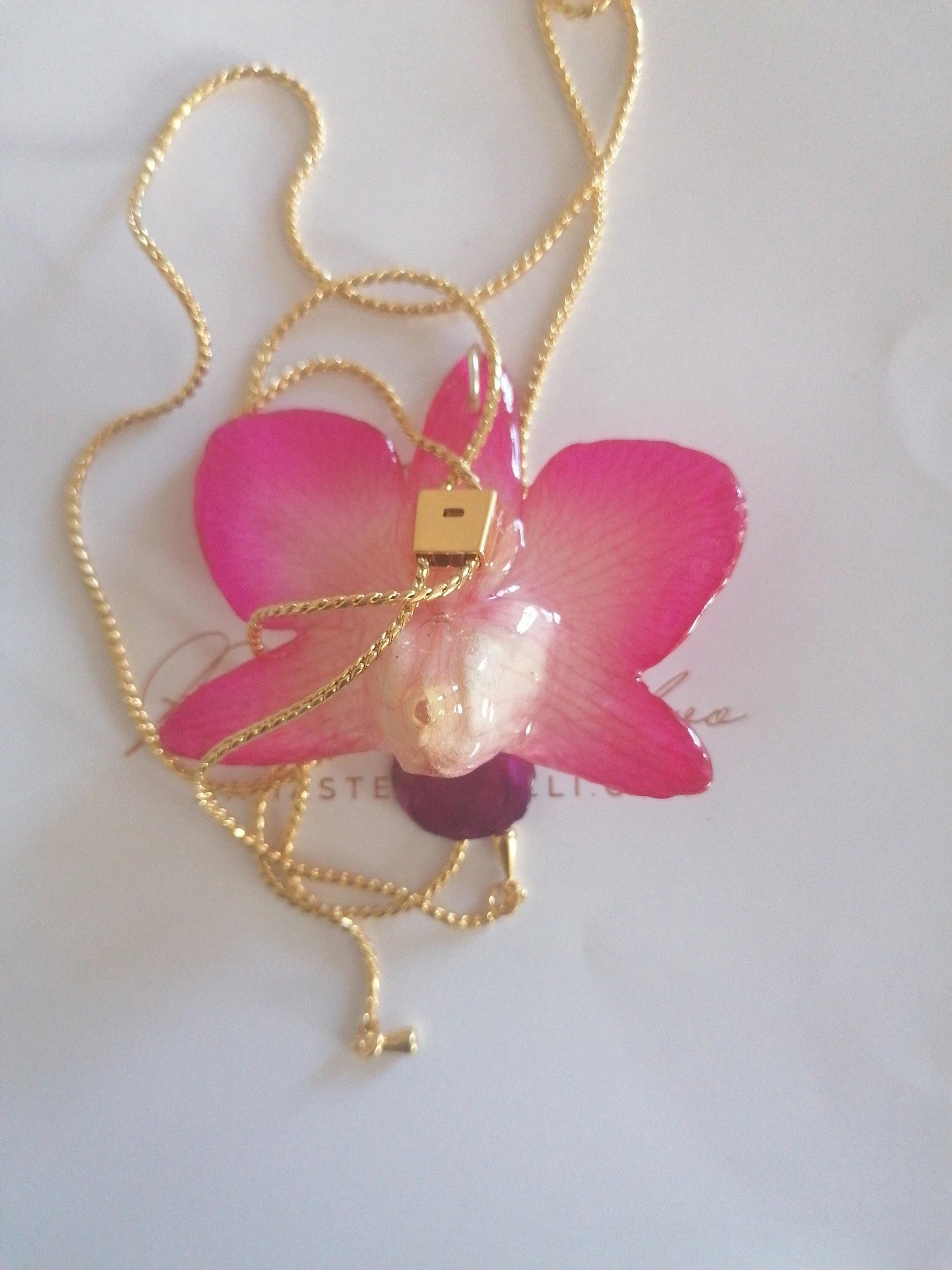 collana orchidea rosa naturale resina saliscendi oro galvanico regolabile anallergica elegante