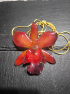 collana orchidea rossa naturale resina saliscendi oro galvanico regolabile elegante