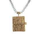 Collana artigianale Made in Italy con libro sacro, Cristo in rilievo e pietre turchesi naturali