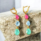 “Orecchini eleganti in argento 925 con galvanica oro 24k e acquamarine, rubini e smeraldi naturali sfaccettati a gradè”