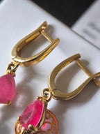 “Orecchini eleganti in argento 925 con galvanica oro 24k e acquamarine, rubini e smeraldi naturali sfaccettati a gradè”