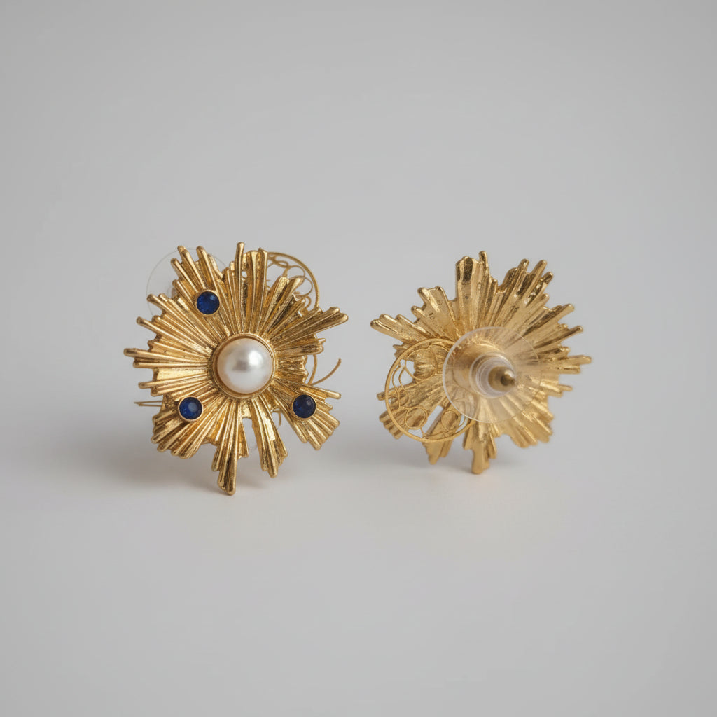 Orecchini da lobo Sole Etrusco in oro su bronzo con perle e ametiste naturali – Gioielli artigianali Made in Italy