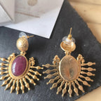 Orecchini stile etrusco in oro galvanizzato su bronzo con diaspri rossi Imperiali naturali
