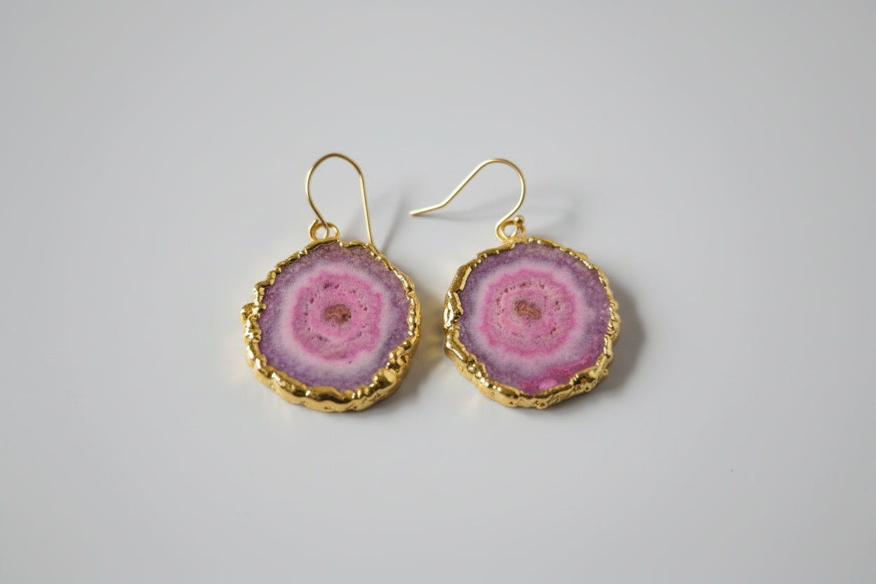 Orecchini oro su bronzo con agate naturali e ganci in argento dorato