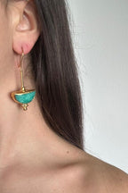 Orecchini oro opaco con tormaline grezze color Tiffany sfaccettate eleganti
