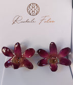 orecchini pendenti artigianali con gancio a monachella in argento e intere orchidee vere viola 3D 