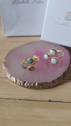 Anello regolabile oro su bronzo con perla bianca o tormaline naturali