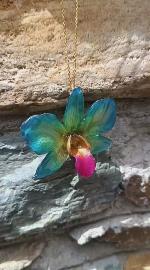 collana orchidea dendrobium azzurra verde resina elegante