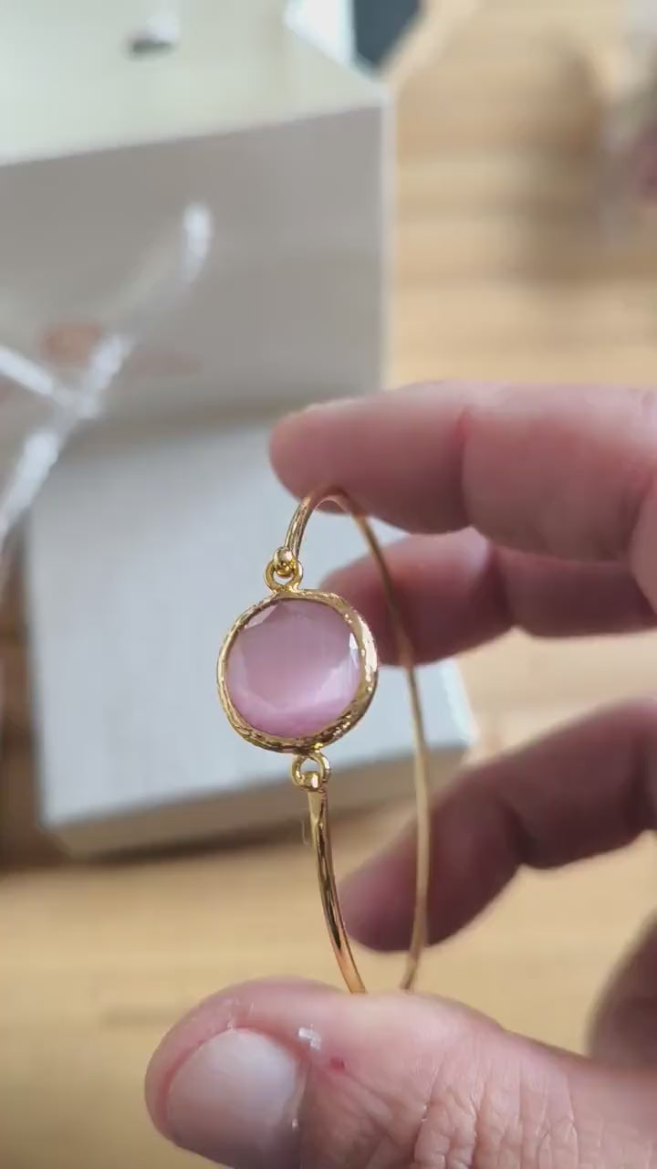 Bracciale in oro opaco su bronzo con quarzite rosa naturale sfaccettata regolabile