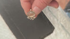 Anello regolabile in argento con ambra baltica gialla naturale taglio cabochon