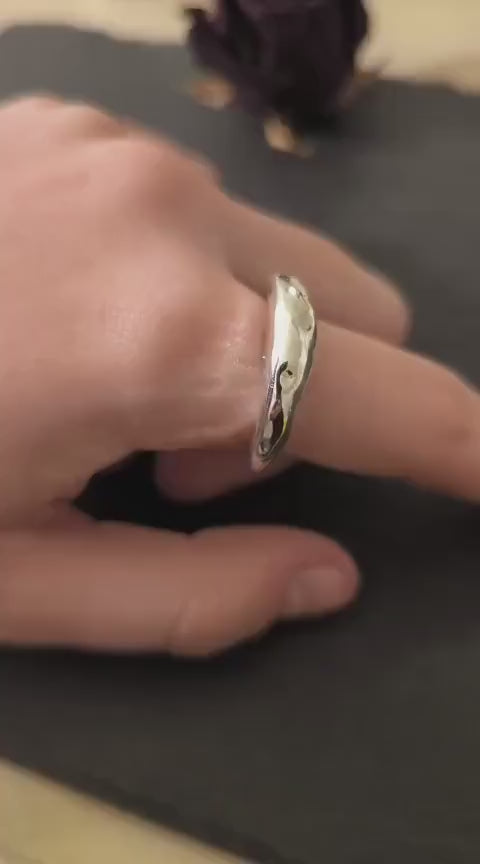 Anello in argento puro su base resina misura 18 gioiello artigianale elegante