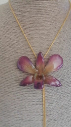 collana orchidea dendrobium multicolor viola turchese gialla resina saliscendi oro
