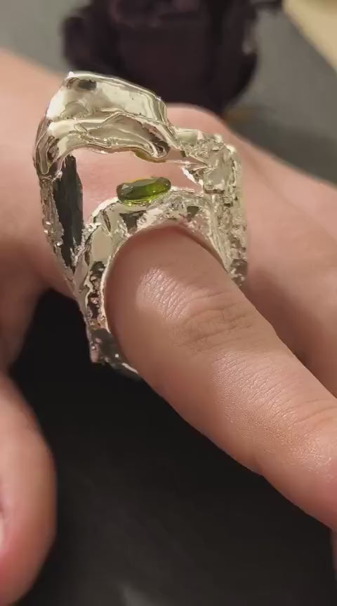 anello argento puro resina con peridoto e ametista drusa