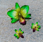Set Collana e Orecchini con Vera Orchidea Verde in Resina